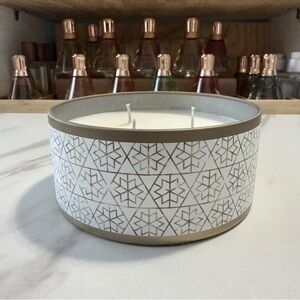White Sprice scented soy candle